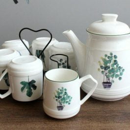 Ceramic Leaf Teapot